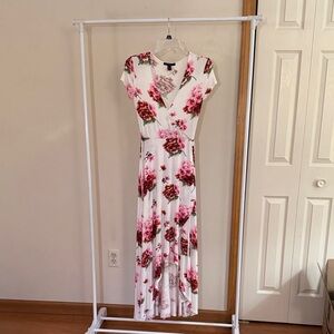 Forever 21 Floral V-Neck Wrap Maxi Dress